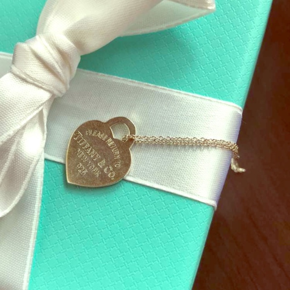 Tiffany & co  small silver heart necklace